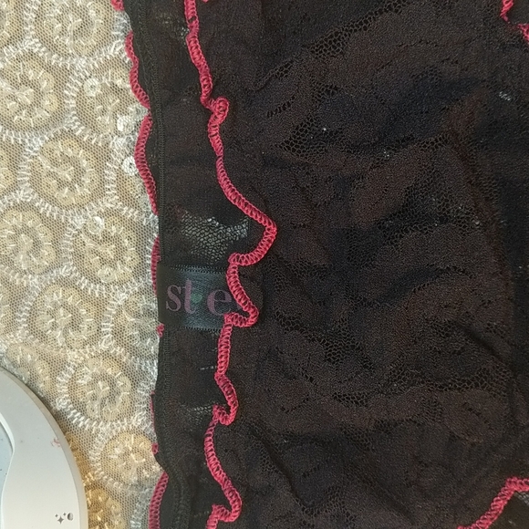 Lace Panties from Steve in size Large. Black Lace with Hot Pink Shirred trim. - Picture 4 of 8